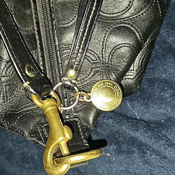 Small black coach bag - Picture 2 of 4